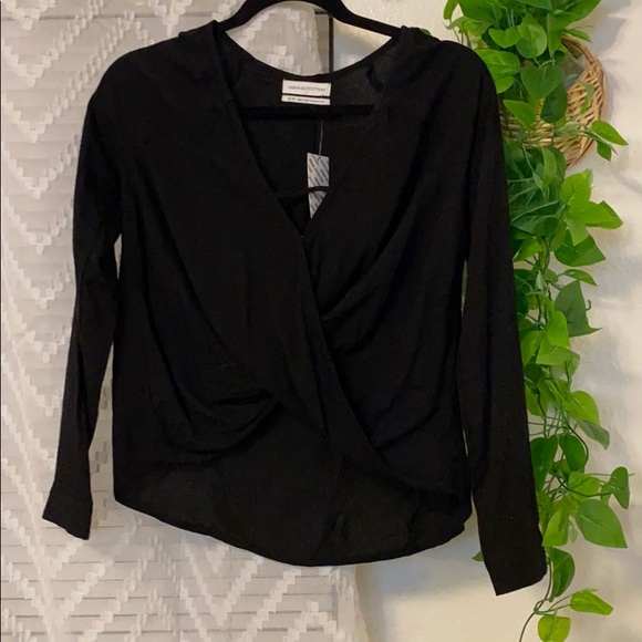 UO | Mayfair Drapey Surplice Top - Picture 9 of 13
